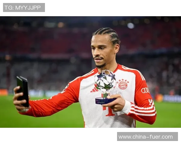 全球足坛风云人物：十大最具影响力足球球星盘点与分析