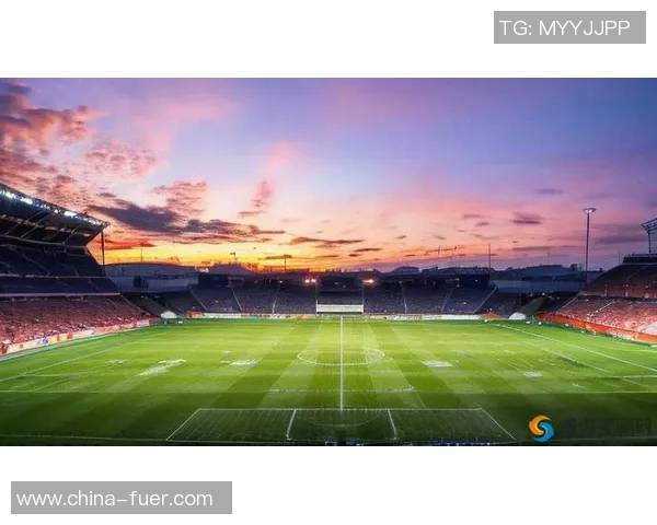 足球星球奇幻世界:探索无尽绿茵场上的梦想与荣耀